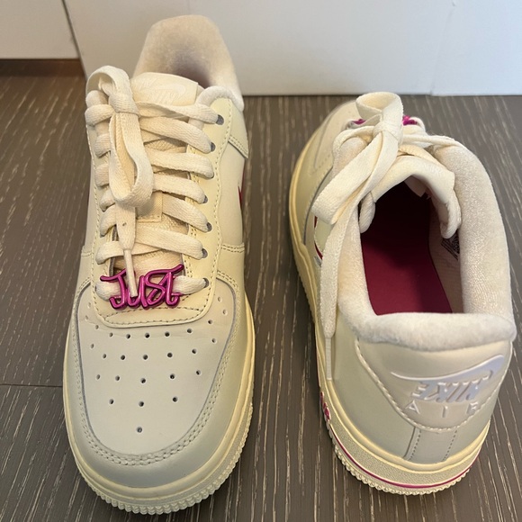 NIKE Air Force 1 Low ‘07 SE US 5.5 EUR 36 - Picture 3 of 6